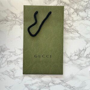 Gucci Green Foilage with Black Rope. Shopping Bag. Gift Bag.
